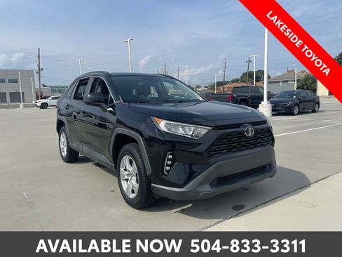 Used 2020 Toyota RAV4 XLE FWD image 7