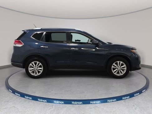 Used 2015 Nissan Rogue SV AWD/4WD image 5