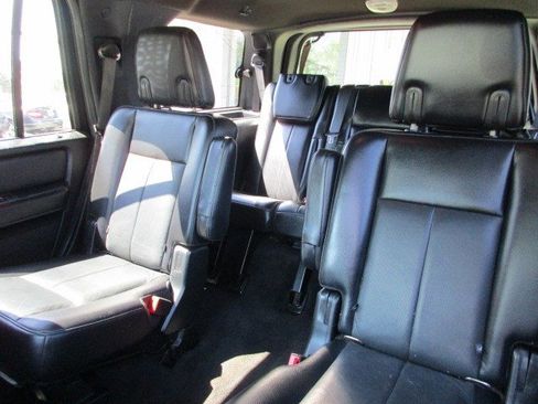Used 2017 Ford Expedition Limited AWD/4WD image 35