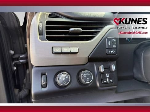 Used 2018 GMC Yukon Denali AWD/4WD image 23