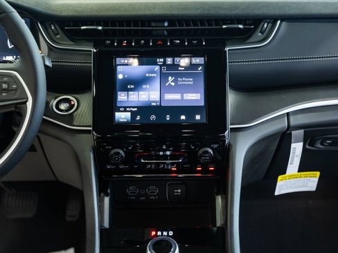 New 2026 Jeep Grand Cherokee Laredo X AWD/4WD image 23