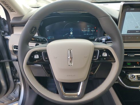 Certified 2024 Lincoln Corsair Premiere w/ Equipment Group 101A image 14