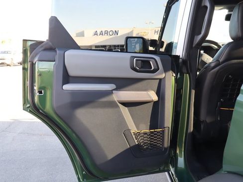Used 2023 Ford Bronco Badlands AWD/4WD image 36