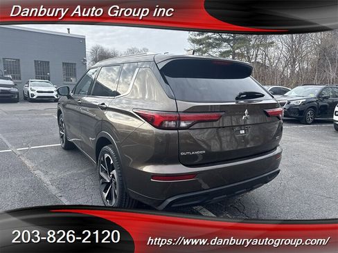 Used 2022 Mitsubishi Outlander SEL image 4
