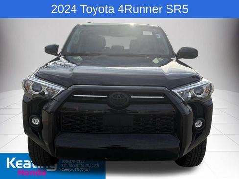Used 2024 Toyota 4Runner SR5 image 2