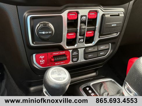 Used 2021 Jeep Wrangler Unlimited Rubicon AWD/4WD image 31