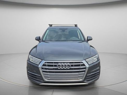 Used 2019 Audi Q5 2.0T Premium w/ Convenience Package AWD/4WD image 4
