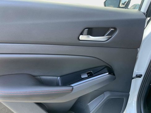 Used 2024 Nissan Altima 2.5 SR image 12