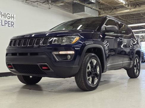 Used 2018 Jeep Compass Trailhawk w/ Navigation Group image 22