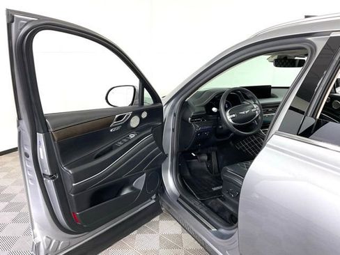 Used 2024 Genesis GV80 3.5T w/ Prestige Package image 26
