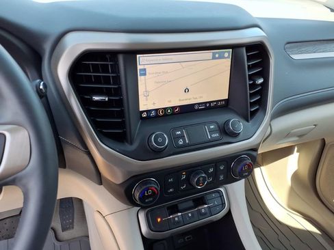 Used 2023 GMC Acadia Denali w/ Denali Ultimate Package AWD/4WD image 14
