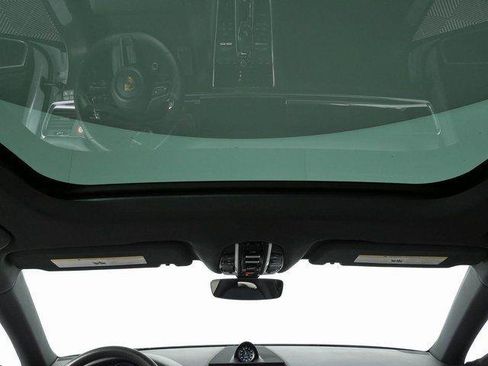 Certified 2023 Porsche Panamera 4 w/ Premium Package AWD/4WD image 18