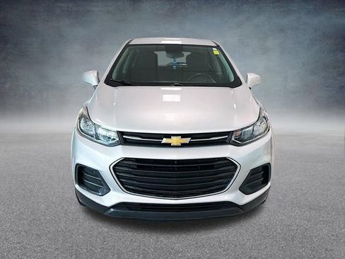 Used 2017 Chevrolet Trax LS image 3