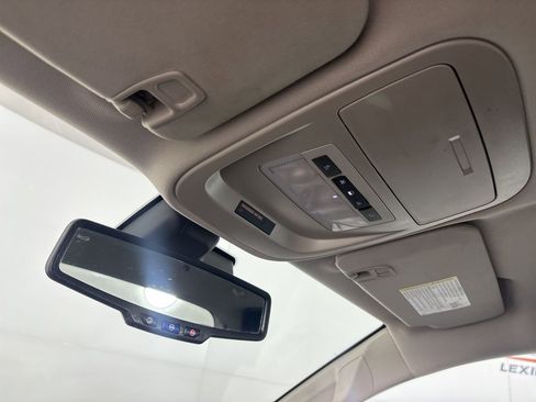 Used 2022 Chevrolet Colorado LT w/ Fleet Safety Package image 17