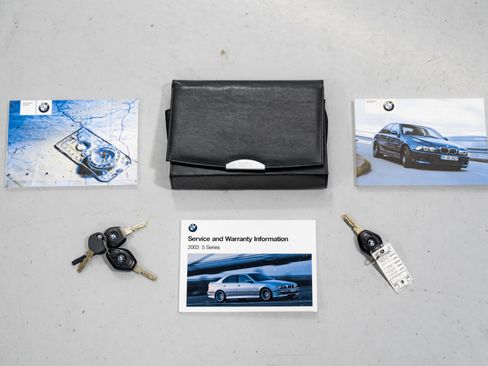 Used 2003 BMW M5 image 38