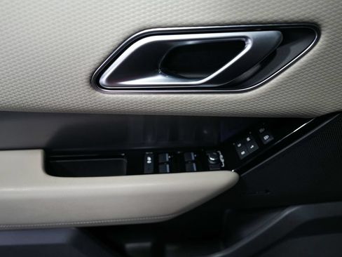 Used 2021 Land Rover Range Rover Velar S AWD/4WD image 12