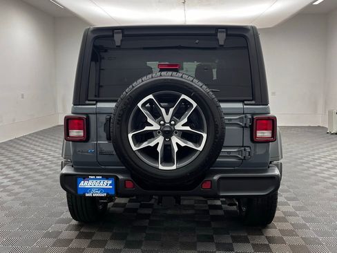 Used 2025 Jeep Wrangler Unlimited Sport S 4xe w/ LED Headlamp & Fog Lamp Group AWD/4WD image 9