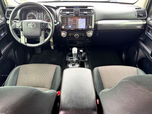 Used 2020 Toyota 4Runner TRD Off-Road image 19