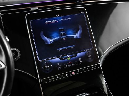 Used 2023 Mercedes-Benz EQS 450+ SUV image 28