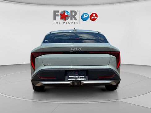 Used 2025 Kia K4 FWD image 4