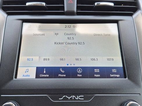 Used 2020 Ford Fusion SE FWD image 11
