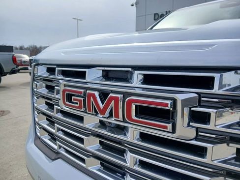 New 2026 GMC Acadia Denali w/ Super Cruise Package image 33