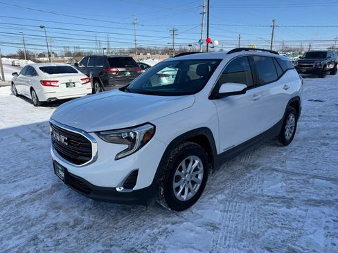 Used 2018 GMC Terrain SLE w/ Driver Convenience Package image 5