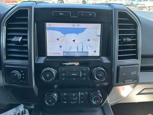 Used 2020 Ford F150 XLT w/ Equipment Group 302A Luxury AWD/4WD image 29