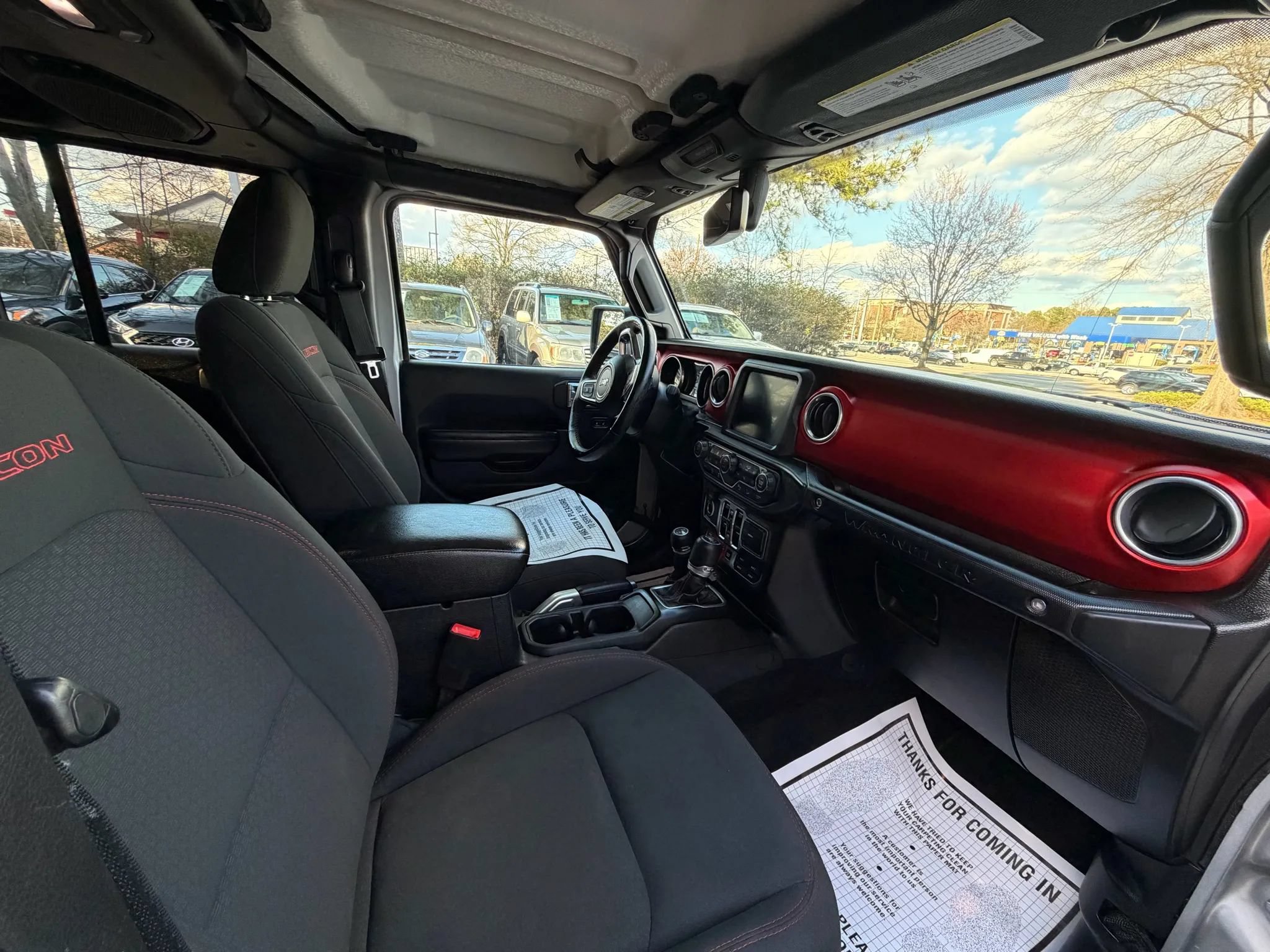 Used 2018 Jeep Wrangler Unlimited Rubicon AWD/4WD image 10