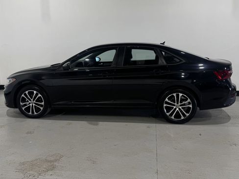 Used 2025 Volkswagen Jetta Sport FWD image 14