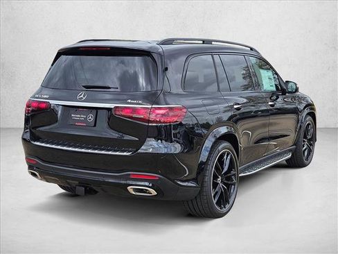 New 2026 Mercedes-Benz GLS 580 4MATIC image 5