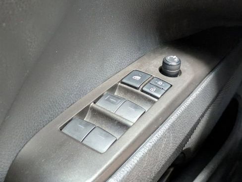 Used 2021 Toyota Camry SE FWD image 22