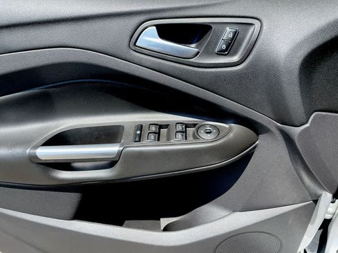 Used 2014 Ford Escape SE FWD image 27