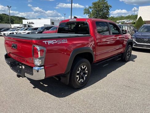 Used 2021 Toyota Tacoma TRD Off-Road AWD/4WD image 5