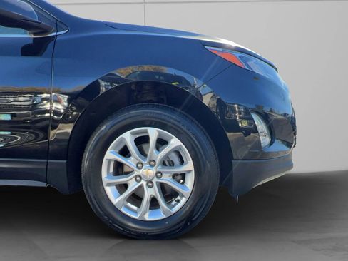 Used 2021 Chevrolet Equinox LT image 23