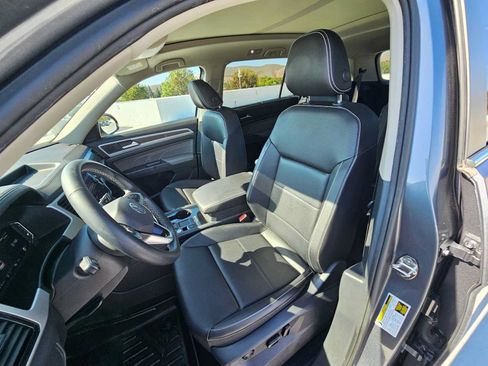 Used 2022 Volkswagen Atlas SE FWD image 22