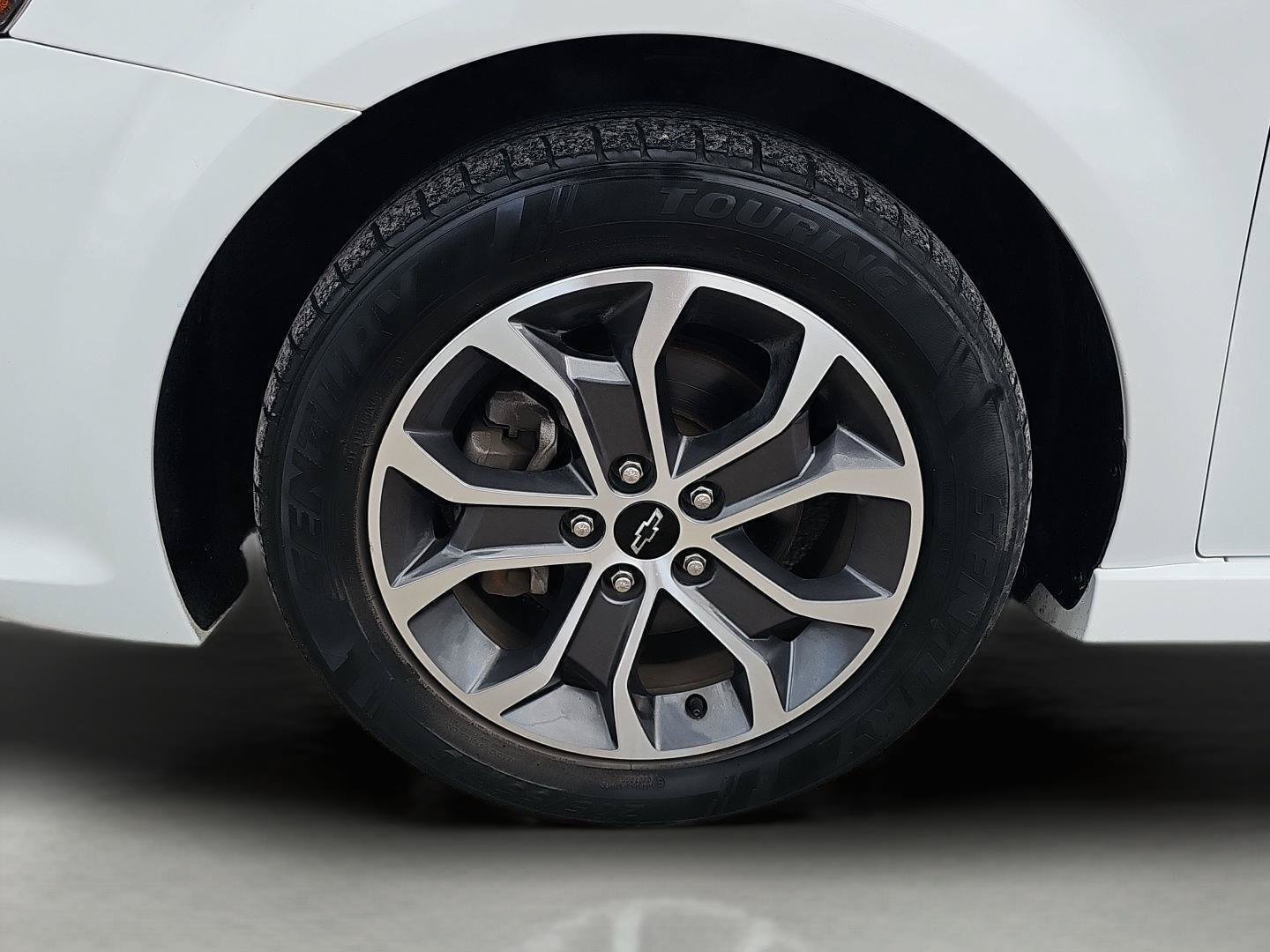 Used 2020 Chevrolet Sonic LT w/ RS Package FWD image 10