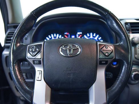 Used 2015 Toyota 4Runner Limited AWD/4WD image 29