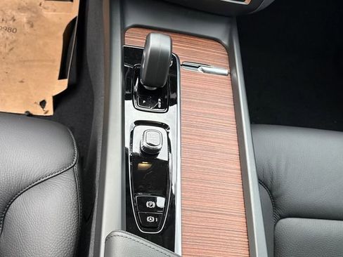 New 2026 Volvo V60 B5 Cross Country Plus w/ Protection Package Premier image 17