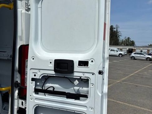 Used 2023 RAM ProMaster 2500 FWD image 25
