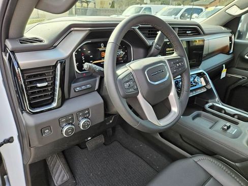 New 2026 GMC Sierra 3500 Denali w/ Denali Reserve Package AWD/4WD image 18