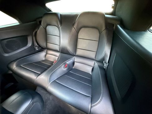 Used 2016 Ford Mustang GT Premium w/ Equipment Group 401A RWD image 19