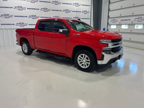 Used 2021 Chevrolet Silverado 1500 LT w/ Z71 Off-Road Package AWD/4WD image 10