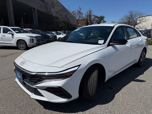 New 2026 Hyundai Elantra Sport FWD image 3