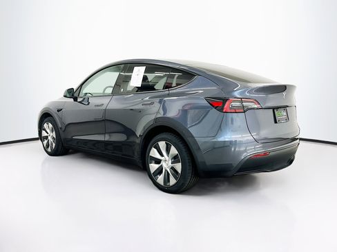 Used 2023 Tesla Model Y Long Range image 5