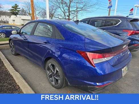 Used 2023 Hyundai Elantra SEL w/ Convenience Package image 5