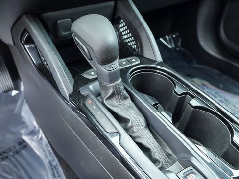 Used 2021 Chevrolet TrailBlazer LT w/ Convenience Package image 9