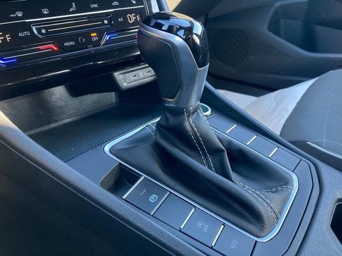 Used 2025 Volkswagen Jetta Sport image 22