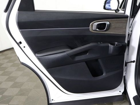 Used 2023 Kia Sorento EX w/ Panoramic Sunroof Package FWD image 28