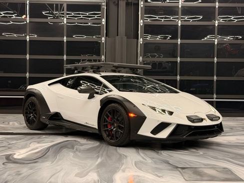 Used 2024 Lamborghini Huracan Sterrato AWD/4WD image 1